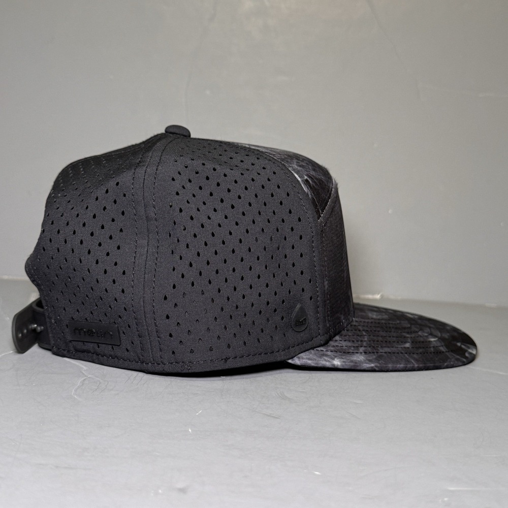 Melin Hydro Trenches Icon Smoke Small Black Snapback Hat Water Resistant NWOT - Picture 7 of 8